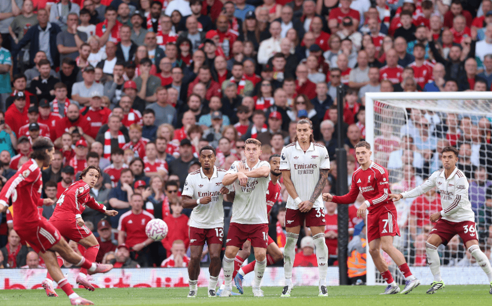 安帅：C罗是我带过职业态度最好的球员之一；米兰的经历非常棒