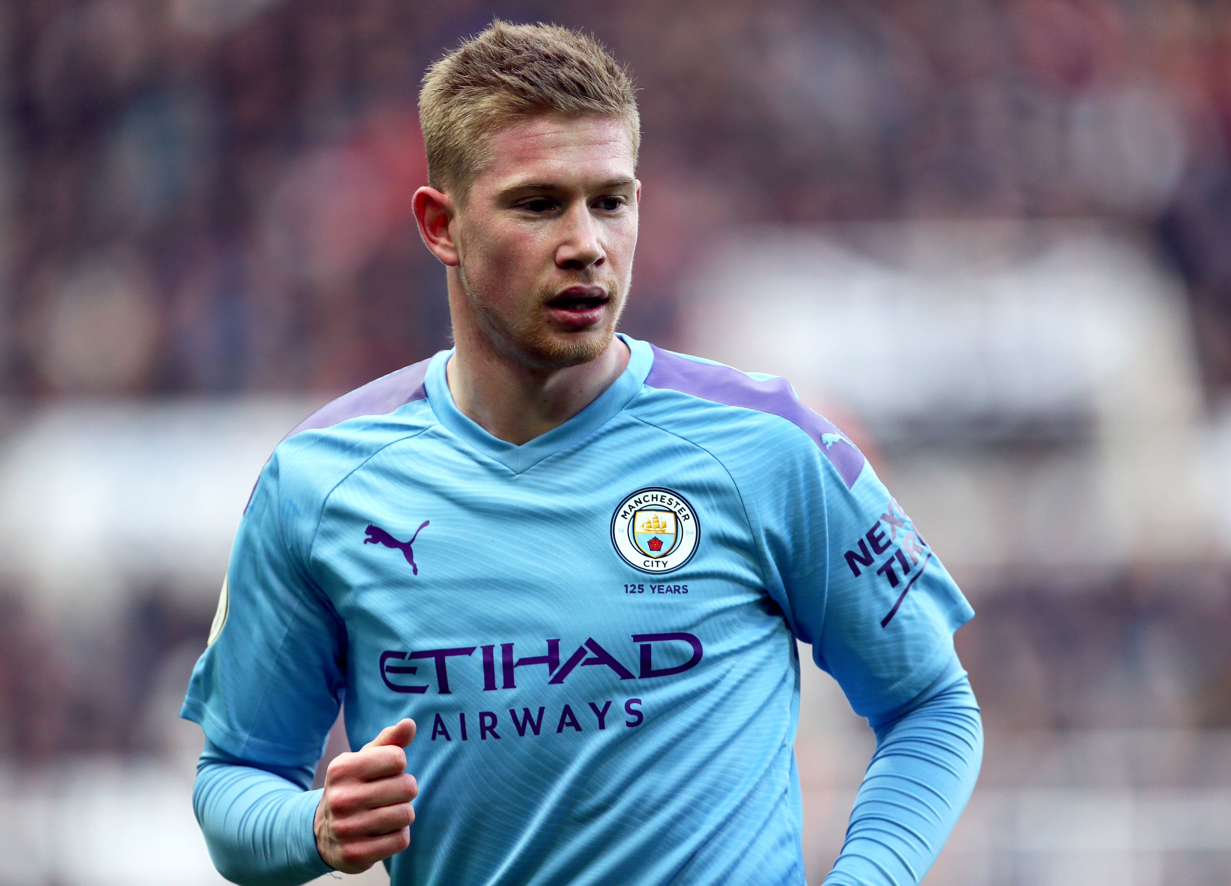 阿奇姆彭迎来中超第200场里程碑，此前199场贡献68球21助（阿奇姆彭达成中超200场里程碑：前199战贡献68球21助）