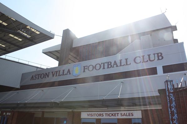 竞彩湃｜热刺主场迎来小蜜蜂，强势维拉能否阻击阿森纳？