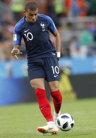 《在场外》视频栏目｜从北京女足夺冠说起