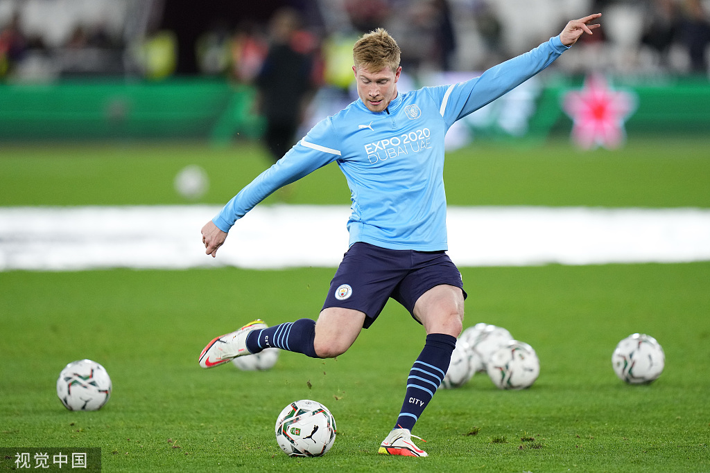 哈维·阿隆索的皇马困境：教练权威与球星共存的艺术