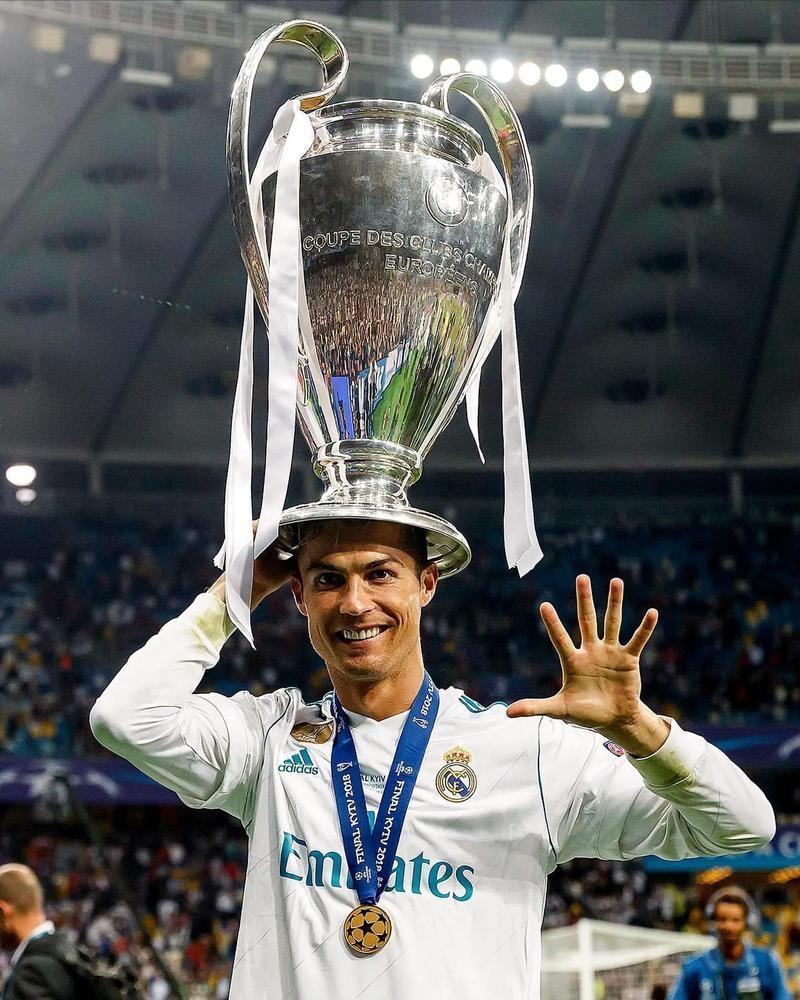 跟队记者：B费可能要在下个月对阵阿森纳的时候才能复出（队记：B费或将要到下月对阵阿森纳时才能复出）