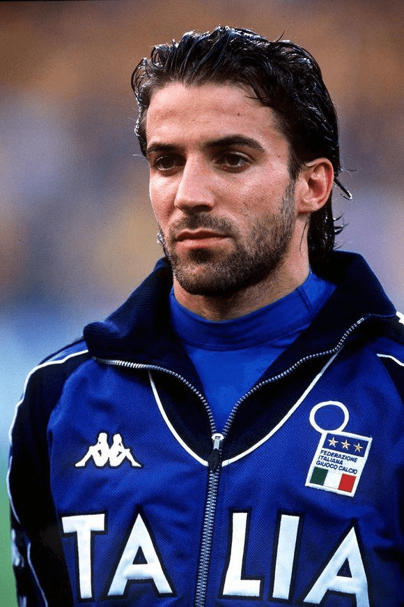 蒯纪闻与刘诚宇在中超努力证明自己，蒯纪闻目标进球，刘诚宇盼夺冠后再留洋。