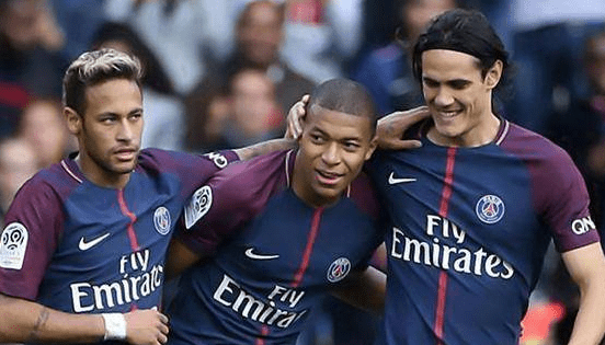 启蒙教练：维尼修斯一直有点叛逆，他应该学会控制和收敛脾气